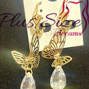 Butterfly earrings 🥰🥰